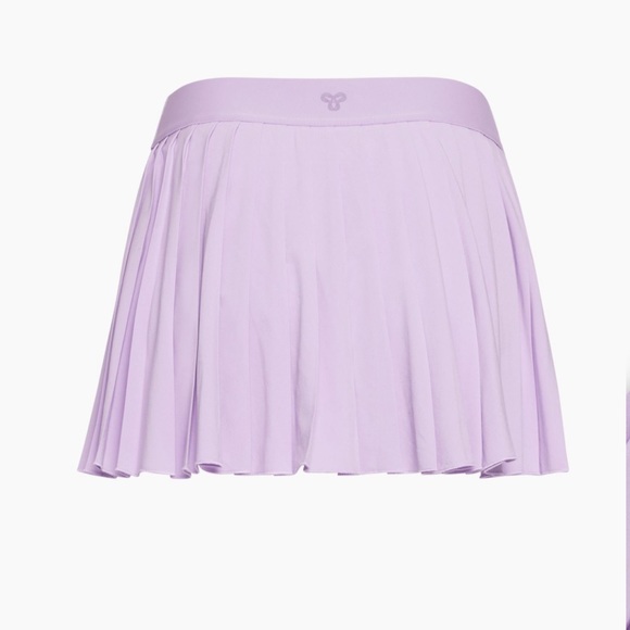ARITZIA TENNIS SKIRT - Picture 2 of 3